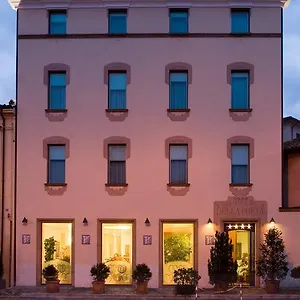 hotel-della-porta.emilia-romagnahotels.net/
