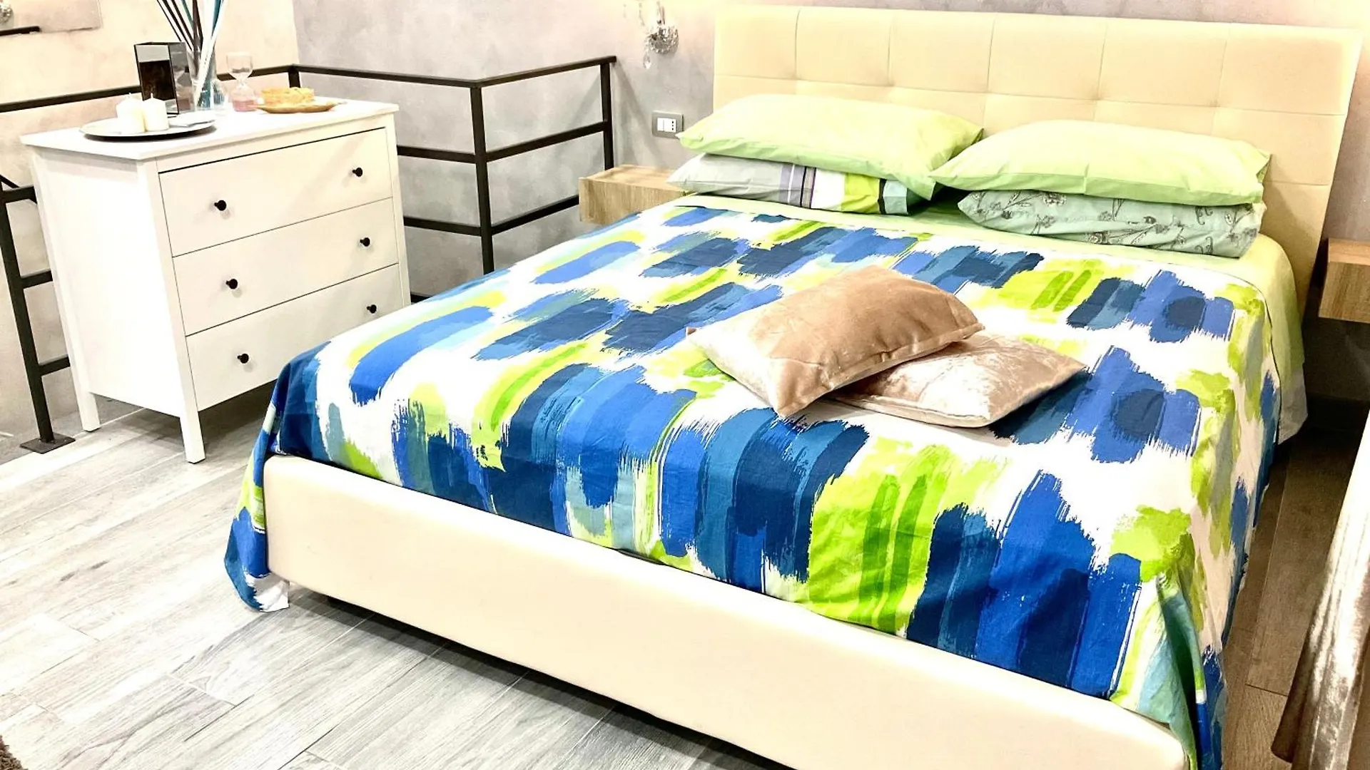 Guest house Mizzicahome Solemare Catania