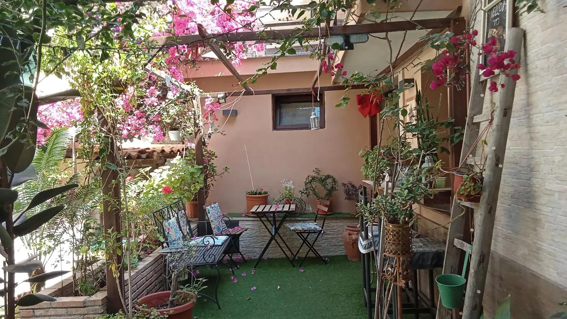 Guest house Mizzicahome Solemare Catania